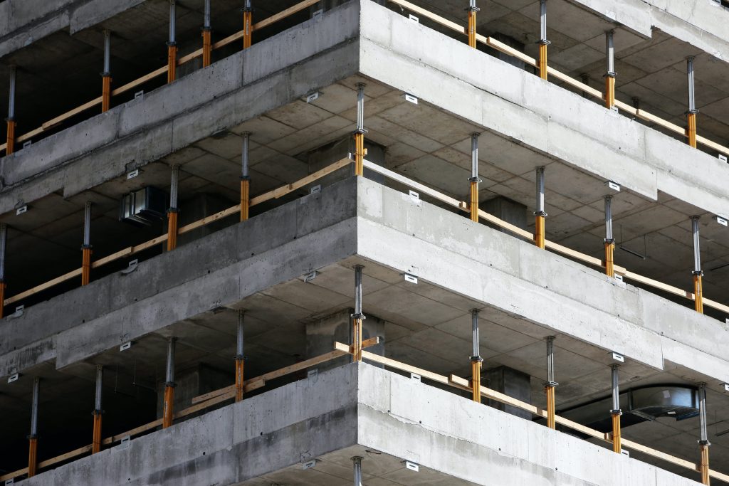 Znaczenie wyboru wiarygodnego producenta betonu w Bielsku-Białej
